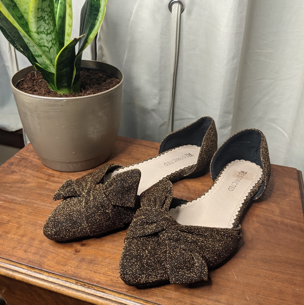 Restricted sparkly gold black bow tie d'orsay flats 9.5
